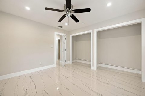 Casa en venta en Fort Lauderdale, Florida, 2 dormitorios, 123.19 m2 № 2395020 - foto 16