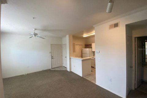 Condo in Orlando, Florida, 1 bedroom  № 1851714 - photo 14