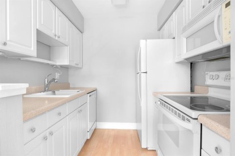 Condominio en venta en Orlando, Florida, 1 dormitorio, 54.91 m2 № 2195419 - foto 11
