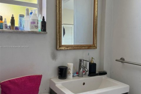 Купить кондоминиум в Майами-Бич, Флорида 1 спальня, 54.81м2, № 1852017 - фото 12