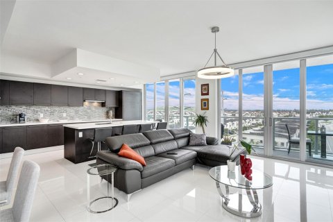 Condo in Doral, Florida, 3 bedrooms  № 1497237 - photo 1