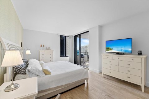 Condominio en venta en Miami, Florida, 2 dormitorios, 144.46 m2 № 1951369 - foto 13