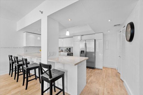 Condominio en venta en Miami, Florida, 2 dormitorios, 144.46 m2 № 1951369 - foto 7