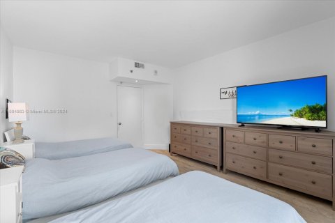 Condominio en venta en Miami, Florida, 2 dormitorios, 144.46 m2 № 1951369 - foto 17