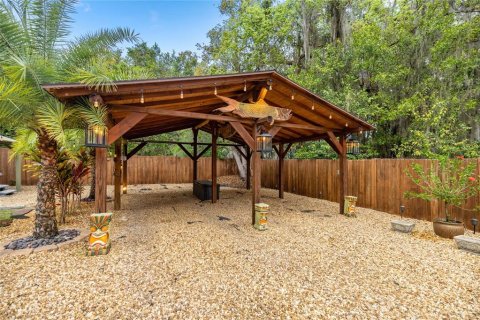 House in Ocala, Florida 2 bedrooms, 211.17 sq.m. № 1614142 - photo 8