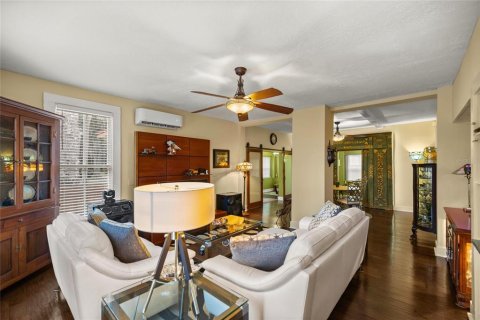 House in Ocala, Florida 2 bedrooms, 211.17 sq.m. № 1614142 - photo 25