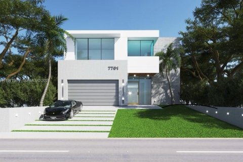 House in North Bay Village, Florida 5 bedrooms, 409.7 sq.m. № 2041069