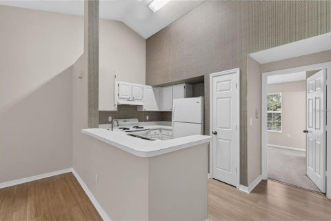 Condominio en alquiler en Gainesville, Florida, 2 dormitorios, 116.13 m2 № 2416754 - foto 6