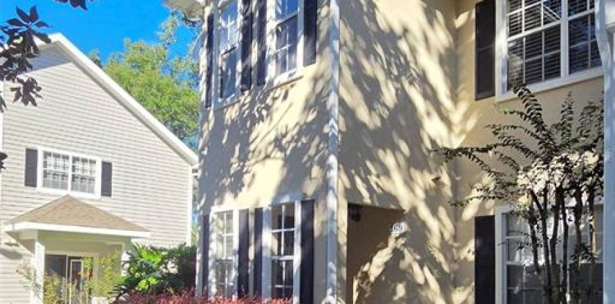 Condominio en Gainesville, Florida, 2 dormitorios № 2416754