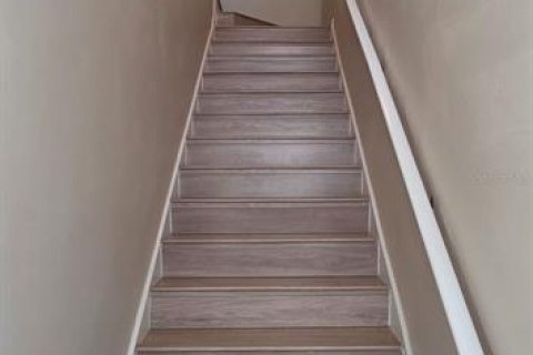 Condominio en alquiler en Gainesville, Florida, 2 dormitorios, 116.13 m2 № 2416754 - foto 3