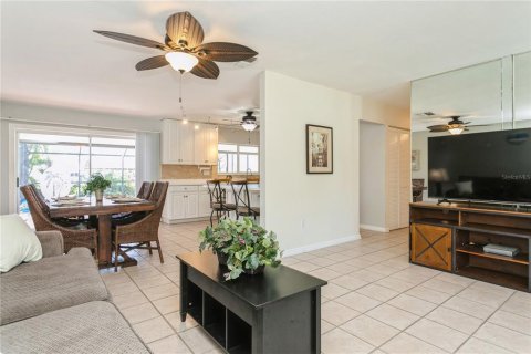 Villa ou maison à vendre à Port Charlotte, Floride: 3 chambres, 122.63 m2 № 1326813 - photo 5