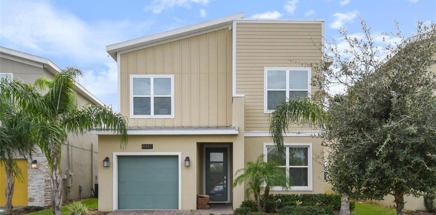 House in Davenport, Florida 5 bedrooms, 286.23 sq.m. № 1765149