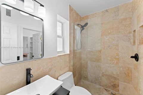 Condo in Miami Beach, Florida, 1 bedroom  № 1973557 - photo 22