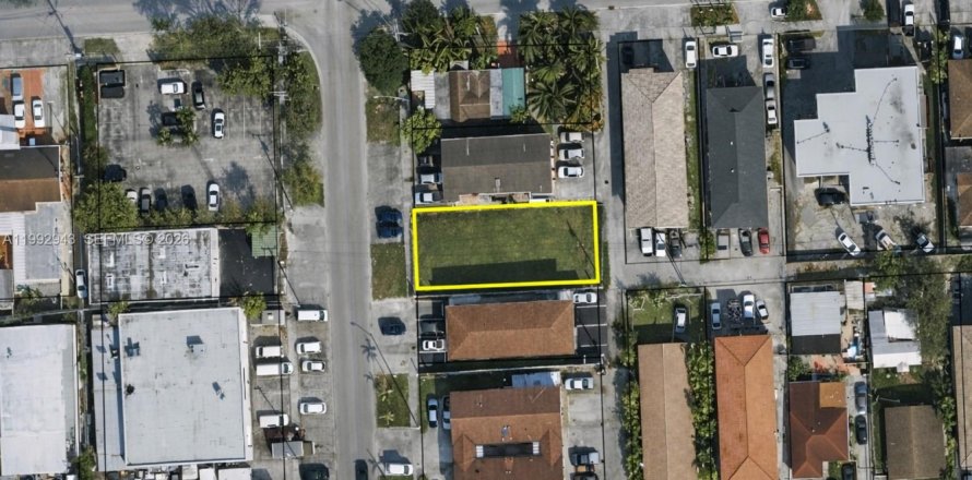 Земельный участок в Хайалиа, Флорида № 2056767