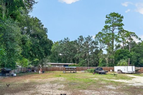 House in Ocklawaha, Florida 3 bedrooms, 117.52 sq.m. № 2236143 - photo 25