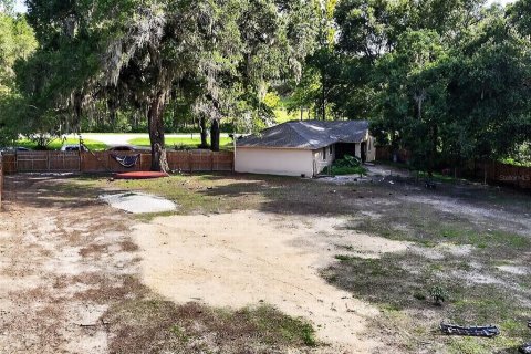 House in Ocklawaha, Florida 3 bedrooms, 117.52 sq.m. № 2236143 - photo 26