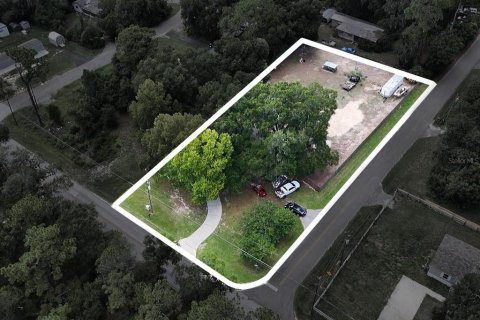 House in Ocklawaha, Florida 3 bedrooms, 117.52 sq.m. № 2236143 - photo 28