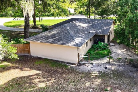 House in Ocklawaha, Florida 3 bedrooms, 117.52 sq.m. № 2236143 - photo 27