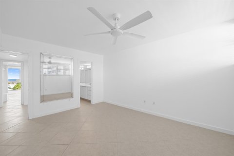 Copropriété à vendre à Fort Lauderdale, Floride: 2 chambres, 130.06 m2 № 2413057 - photo 24