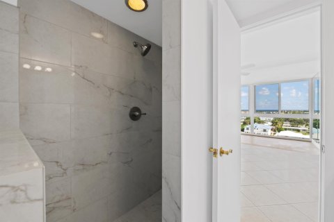 Copropriété à vendre à Fort Lauderdale, Floride: 2 chambres, 130.06 m2 № 2413057 - photo 11