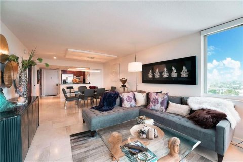 Copropriété à vendre à Fort Lauderdale, Floride: 2 chambres, 130.06 m2 № 2413057 - photo 18