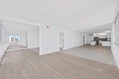 Copropriété à vendre à Fort Lauderdale, Floride: 2 chambres, 130.06 m2 № 2413057 - photo 16