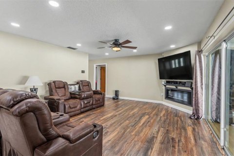 Villa ou maison à vendre à Lakeland, Floride: 4 chambres, 210.89 m2 № 2349928 - photo 30