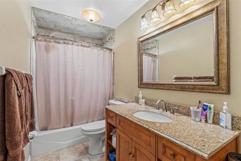 Villa ou maison à vendre à Lakeland, Floride: 4 chambres, 210.89 m2 № 2349928 - photo 23