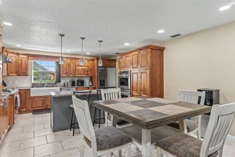 Villa ou maison à vendre à Lakeland, Floride: 4 chambres, 210.89 m2 № 2349928 - photo 4