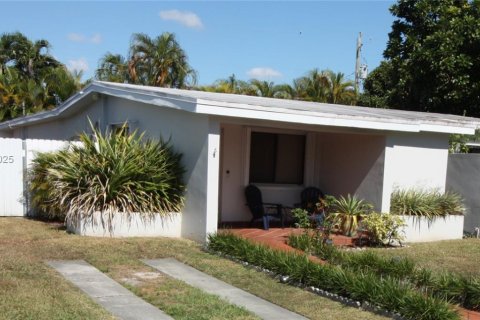 Снять в аренду виллу или дом в Майами, Флорида 3 спальни, 157.75м2, № 1964033 - фото 30