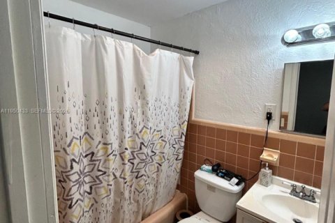 Immobilier commercial à Fort Lauderdale, Floride 157.93 m2 № 2011901