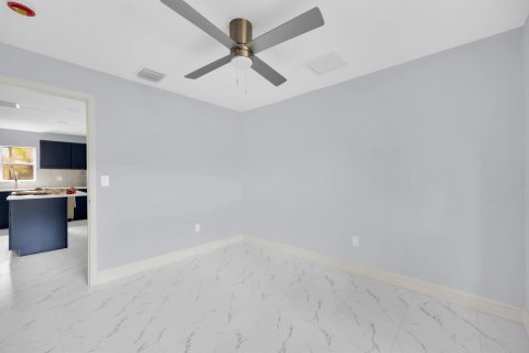 Casa en venta en St. Lucie, Florida, 3 dormitorios, 125.42 m2 № 2177094 - foto 21