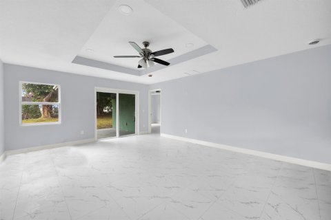 Casa en venta en St. Lucie, Florida, 3 dormitorios, 125.42 m2 № 2177094 - foto 11