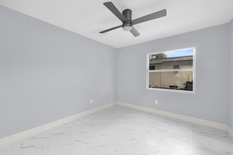Casa en venta en St. Lucie, Florida, 3 dormitorios, 125.42 m2 № 2177094 - foto 20