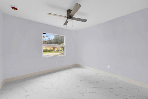 Casa en venta en St. Lucie, Florida, 3 dormitorios, 125.42 m2 № 2177094 - foto 24