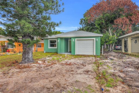 Casa en St. Lucie, Florida 3 dormitorios, 125.42 m2 № 2177094