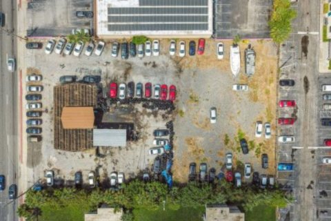 Купить коммерческую недвижимость в Сент-Питерсберг, Флорида 195.09м2, № 1851575 - фото 3