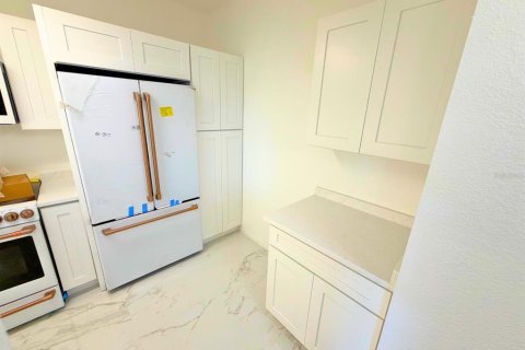 Condominio en venta en Orlando, Florida, 3 dormitorios, 126.53 m2 № 2155702 - foto 8