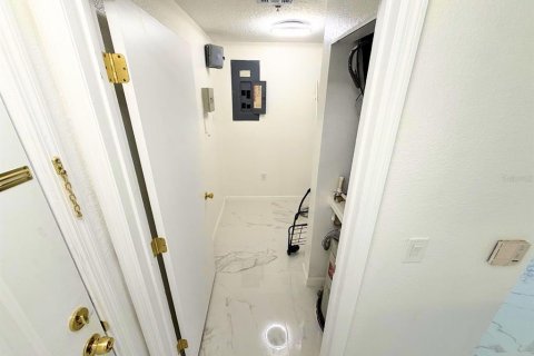 Condominio en venta en Orlando, Florida, 3 dormitorios, 126.53 m2 № 2155702 - foto 10