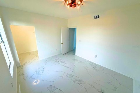 Condominio en venta en Orlando, Florida, 3 dormitorios, 126.53 m2 № 2155702 - foto 4