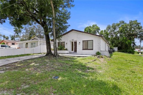 Villa ou maison à Tampa, Floride 5 chambres, 181.07 m2 № 2344652