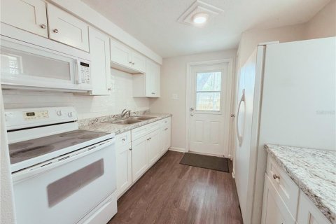 Appartement à louer à Tampa, Floride: 2 chambres, 78.97 m2 № 2118144 - photo 4