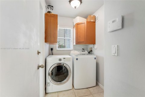 Villa ou maison à vendre à Lake Worth, Floride: 4 chambres, 184.32 m2 № 1968074 - photo 30