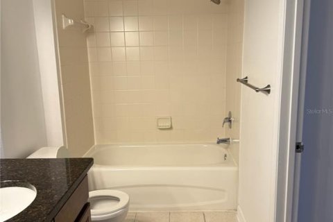 Condominio en alquiler en Celebration, Florida, 2 dormitorios, 95.88 m2 № 1833584 - foto 17