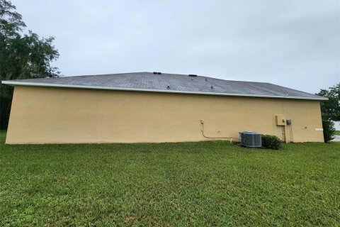 Villa ou maison à vendre à Ocala, Floride: 3 chambres, 155.15 m2 № 2406723 - photo 12