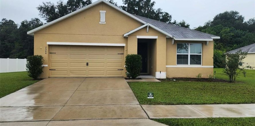Villa ou maison à Ocala, Floride 3 chambres, 155.15 m2 № 2406723