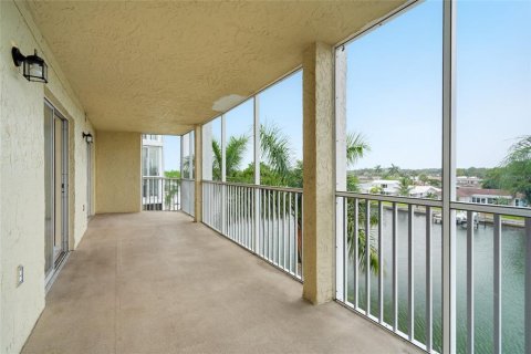 Condominio en venta en Saint Petersburg, Florida, 3 dormitorios, 139.35 m2 № 2288091 - foto 21
