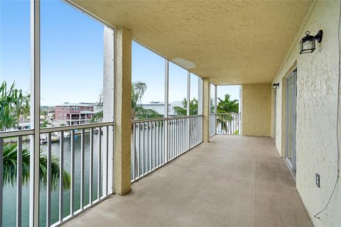 Condominio en venta en Saint Petersburg, Florida, 3 dormitorios, 139.35 m2 № 2288091 - foto 20