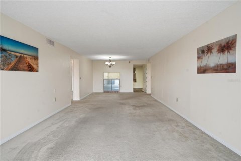 Condominio en venta en Saint Petersburg, Florida, 3 dormitorios, 139.35 m2 № 2288091 - foto 15