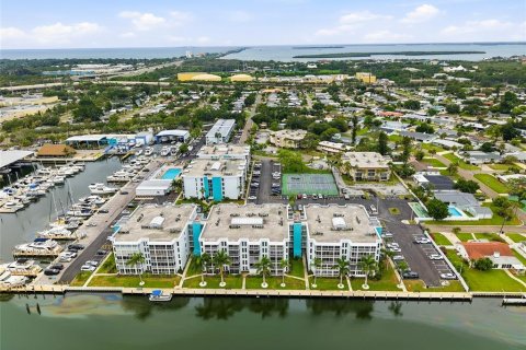 Condominio en venta en Saint Petersburg, Florida, 3 dormitorios, 139.35 m2 № 2288091 - foto 28
